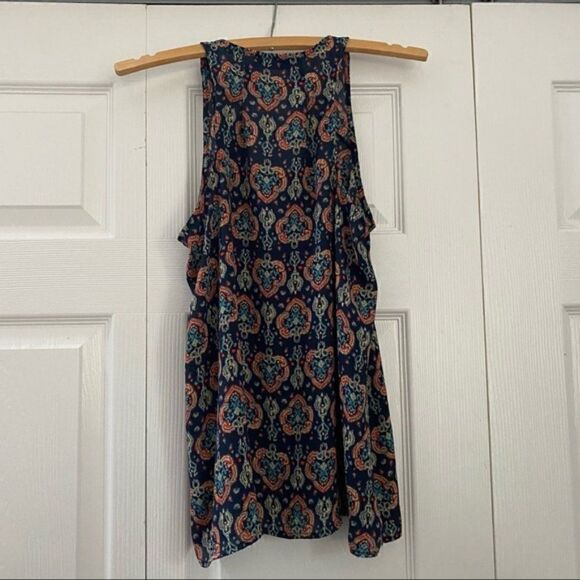 Hollister Women’s IKAT Design Tank Top - Picture 3 of 8